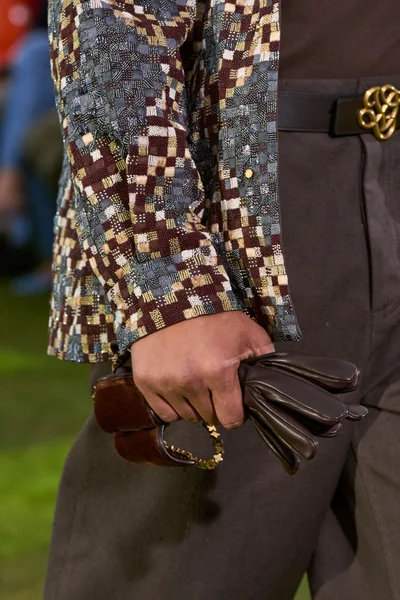Look 116